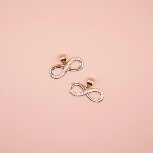 Infinity Pendant ∞